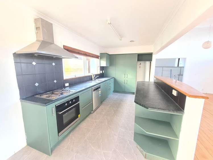 90 Gossamer Drive Pakuranga Heights_4