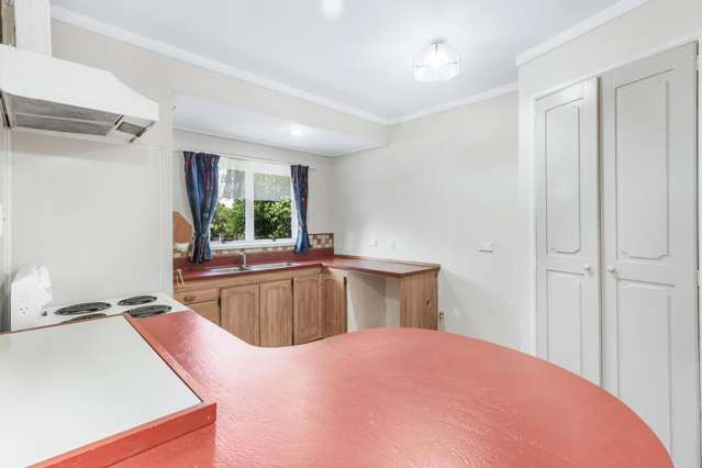 48 Southsea Crescent Silverdale_3