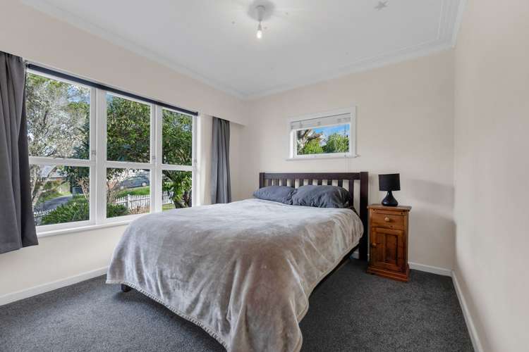 6 Tagor Street Glen Eden_8