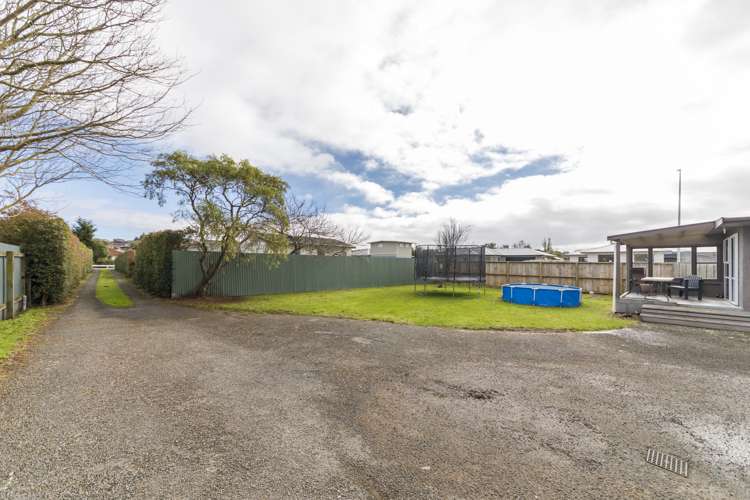 15 Makino Road Feilding_23