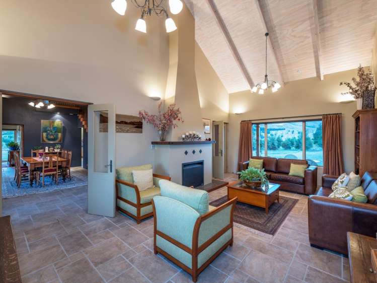 3396 Luggate-Cromwell Road Queensberry_8