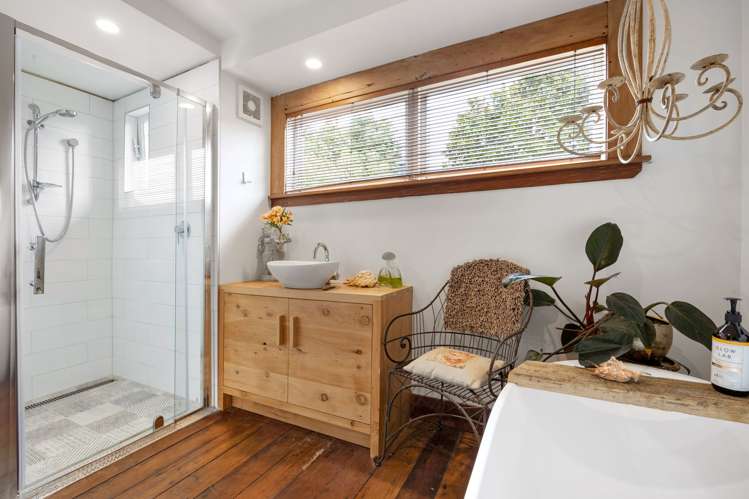 151 Peachgrove Road Hamilton East_12