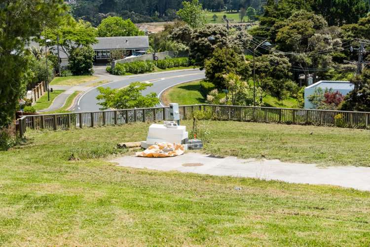 12 Highway View Lane Schnapper Rock_26