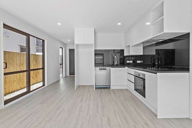 8/13 Kimpton Road Papatoetoe_4