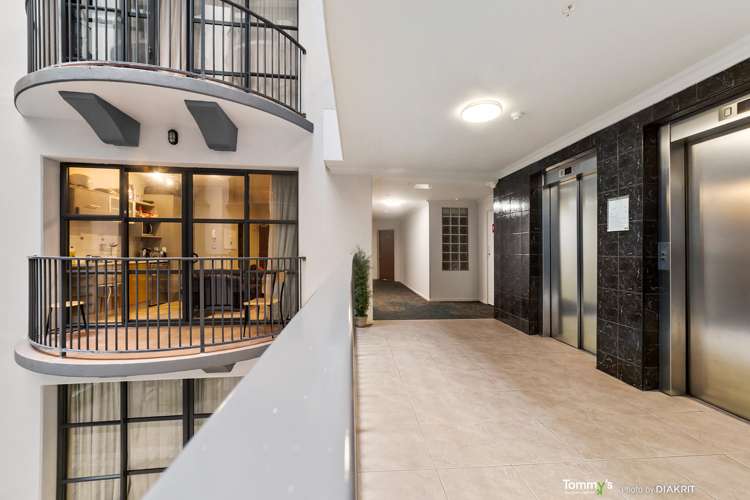 2i/154 The Terrace Wellington Central_9