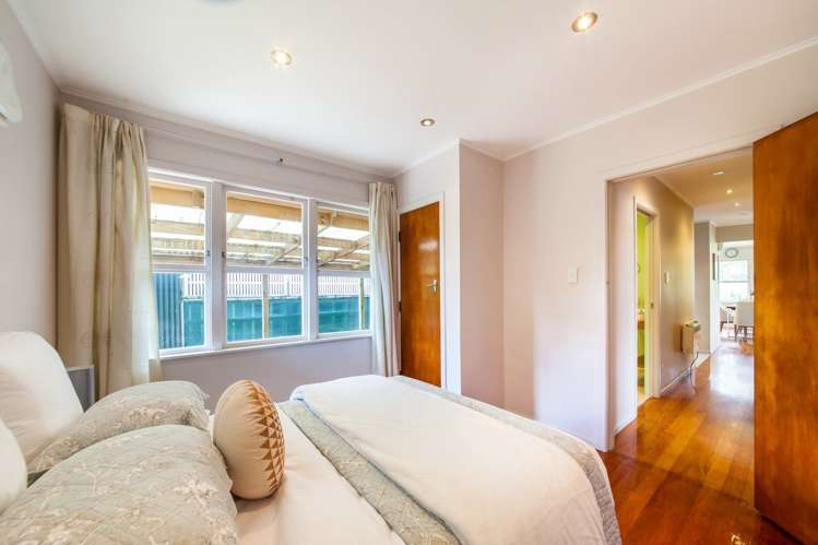 90 Vodanovich Road Te Atatu South_15