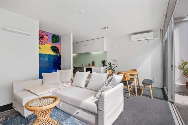 311/28 College Hill 1664_2