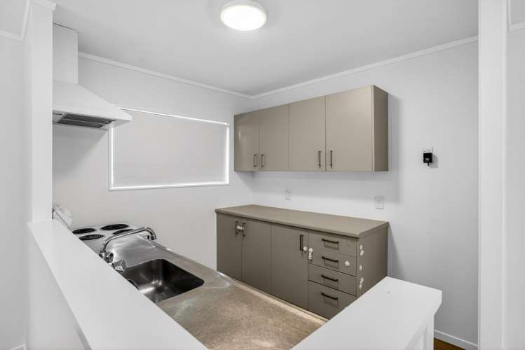 2/22 Great South Road Papakura_10