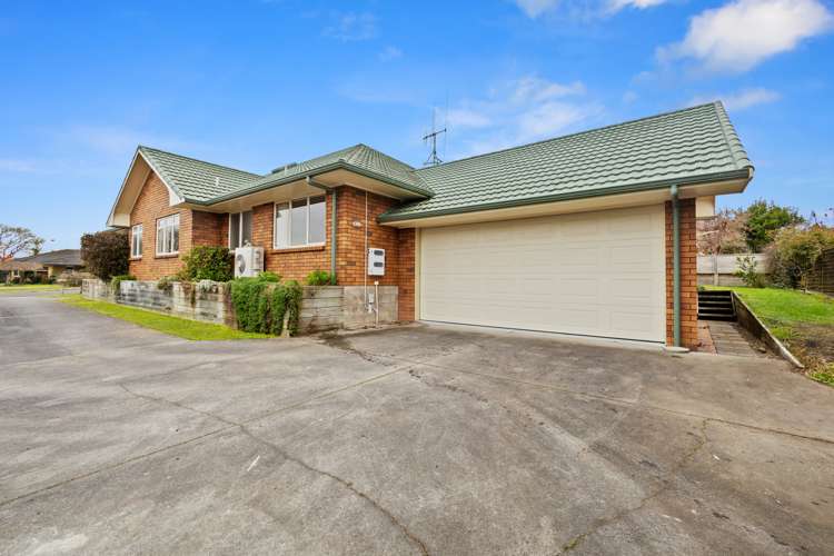 4 Hunt Grove Leamington_16