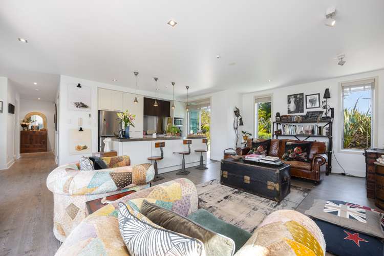 1 Little Compton Mews Snells Beach_24