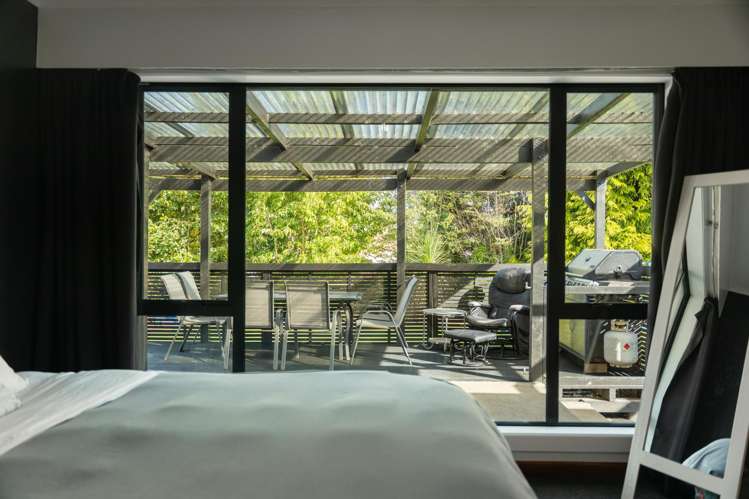 61 Half Mile Road Tuatapere_10