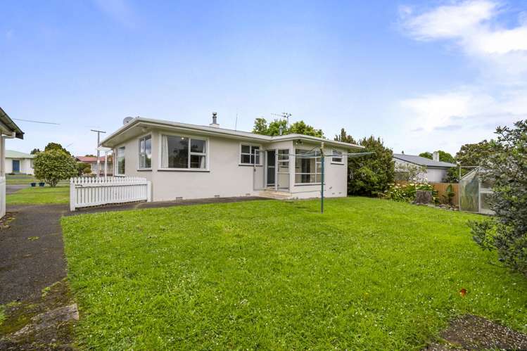 24 Kent Crescent Awapuni_18