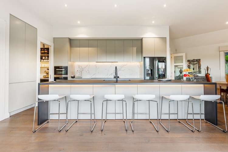 13 Myra Evelyn Grove Dairy Flat_24