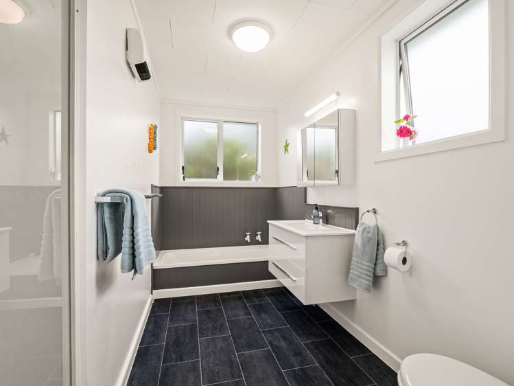 9 Tomkins Street Green Island_9