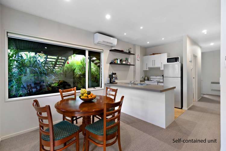 40 Arawata Terrace Fernhill/Sunshine Bay_10