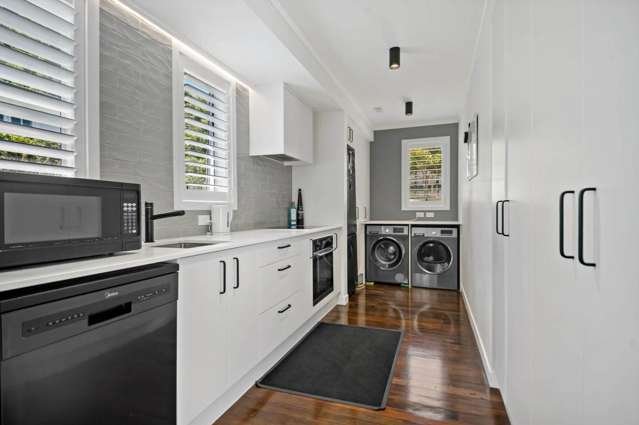 16 Taylor Road Mangere Bridge_2