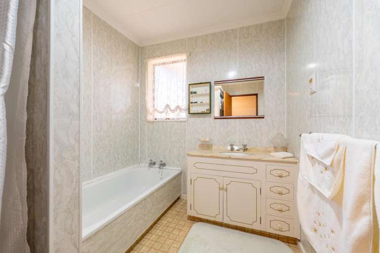 6 Bond Street Waimate_12