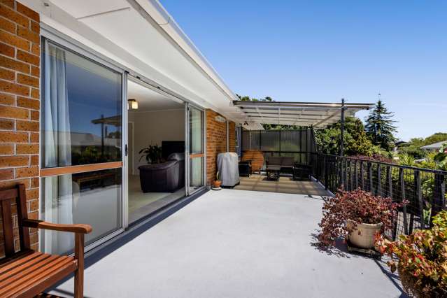 2/39 Awanui Street Merrilands_1