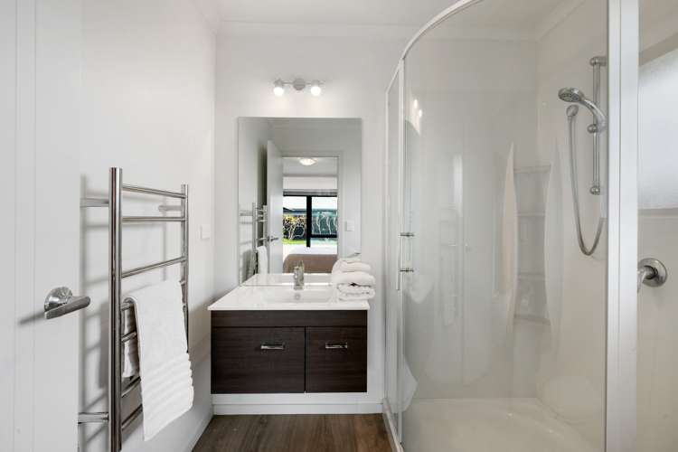 46 Norfolk Drive Cambridge_16