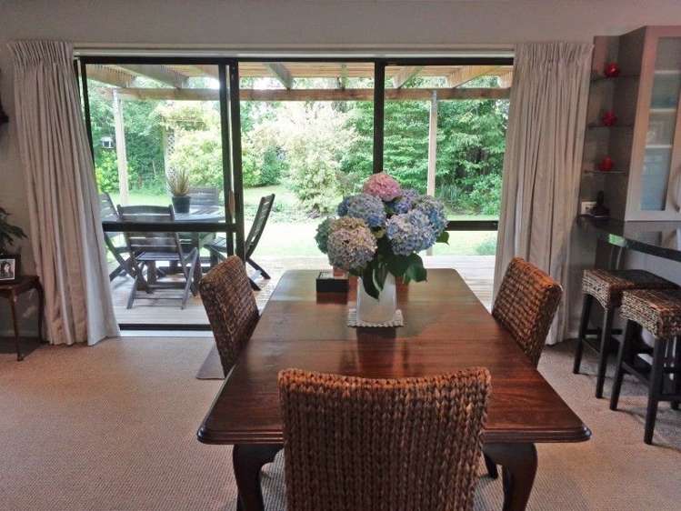 6 Allens Lane Clive Hastings Houses for Sale One Roof