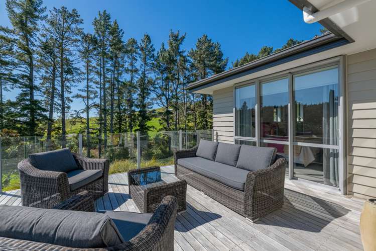 45 Manuka Grove Helensville_13