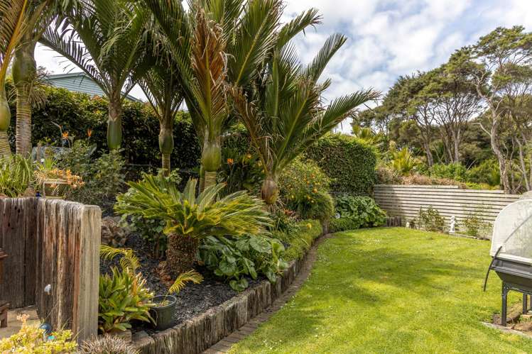 44 Te Toki Road Ostend_17