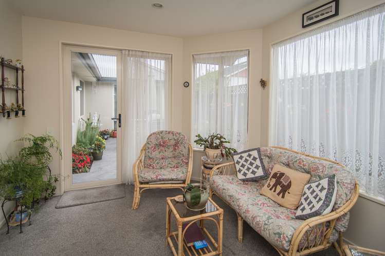 2/2a Chalmers Street Highfield_7