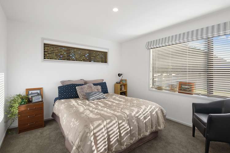 17 Carnaveron Drive Lincoln_9