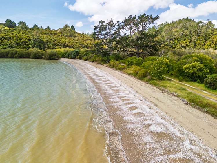 73 Pipiroa Road Okiato_12