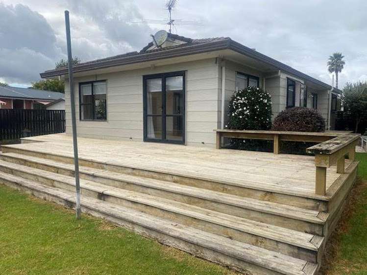 29 Hadley Wood Drive Wattle Downs_1