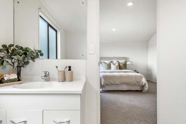 1/26 Pannill Place Oteha_17