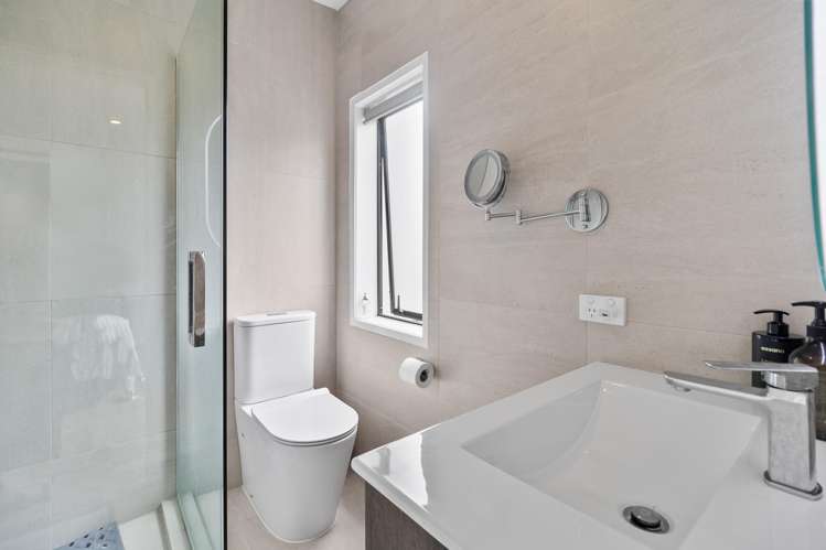 8/115 Church Street Onehunga_9