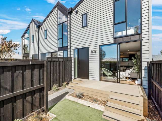 3/56 Wildberry Street Woolston_1