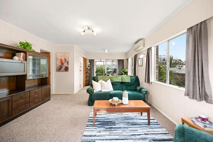15 Bains Avenue Hamilton East_7