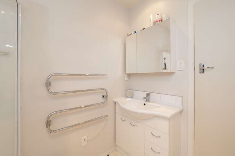 65 Middle Road Allenton_11