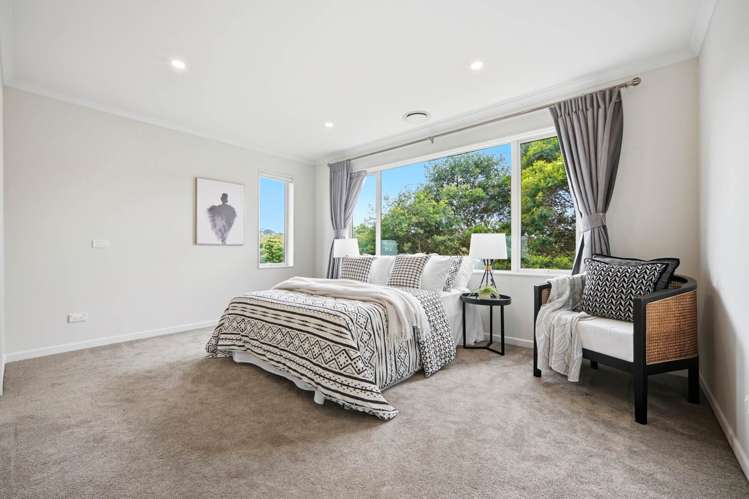 1 Lancia Way Oteha_13