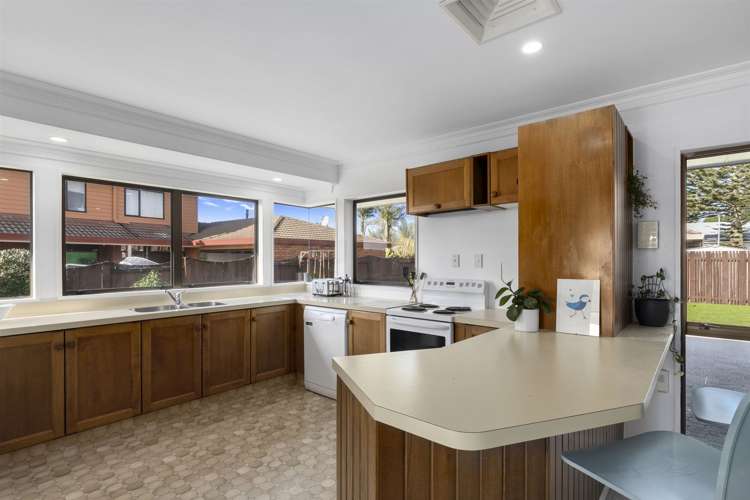 11 Ivy Place Matua_5