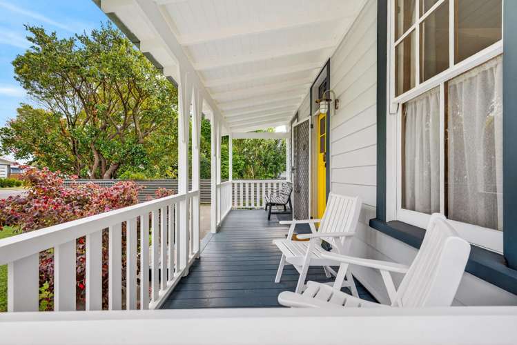 921 Willowpark Road North Mayfair_21