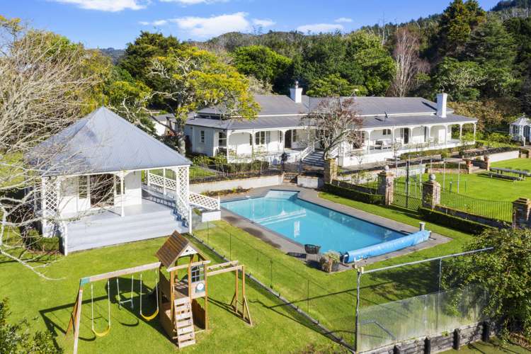 291 North Road Clevedon Manukau City Rural Property For Sale