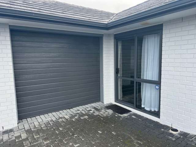 Riverhead, 2 bedrooms