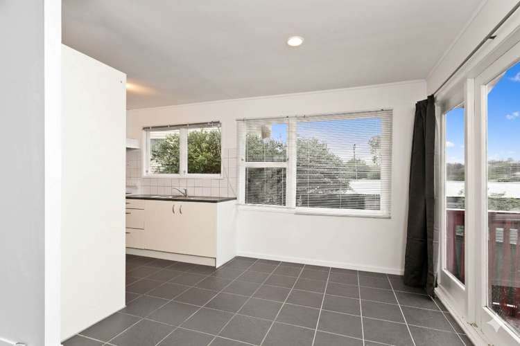 73 Rosier Road Glen Eden_8