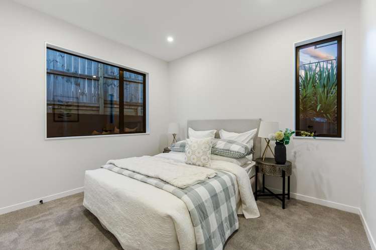 77 Skulander Crescent Millwater_15