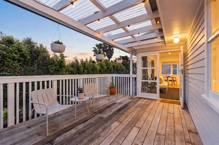 44 Melba Street Beach Haven_11