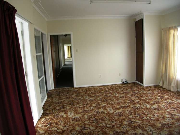 373 Massey Road Mangere East_3