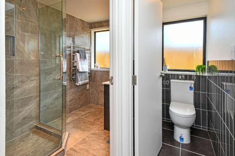 38 Diorella Drive Clover Park_8