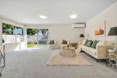 3/7 Frost Road_2