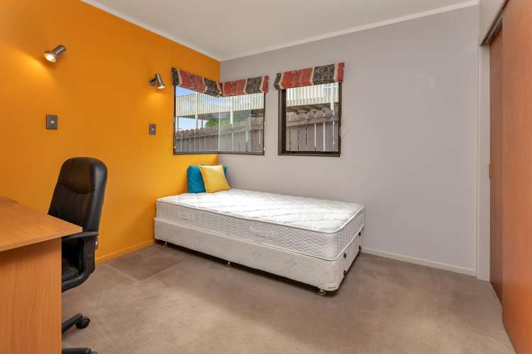 25 Raumati Crescent Onerahi_8