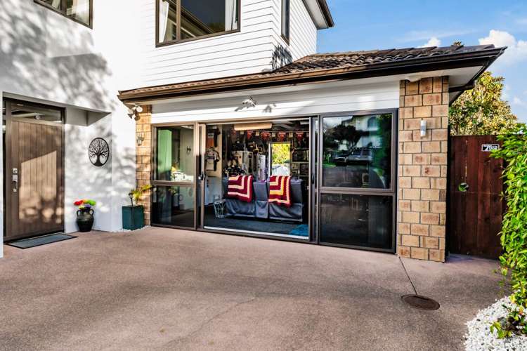 23 Terrasini Drive Flat Bush_31