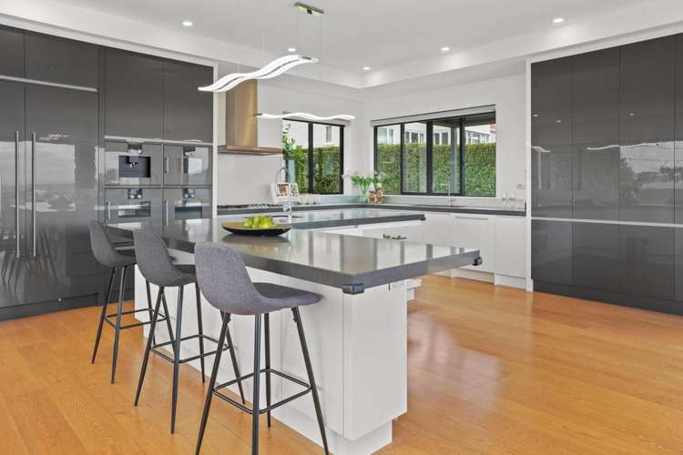 13 Seaview Road Castor Bay_5