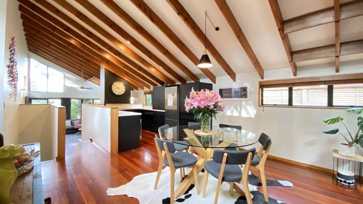 31 York Road Titirangi_6